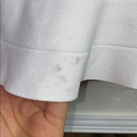 A strapless top - Picture 4 of 5